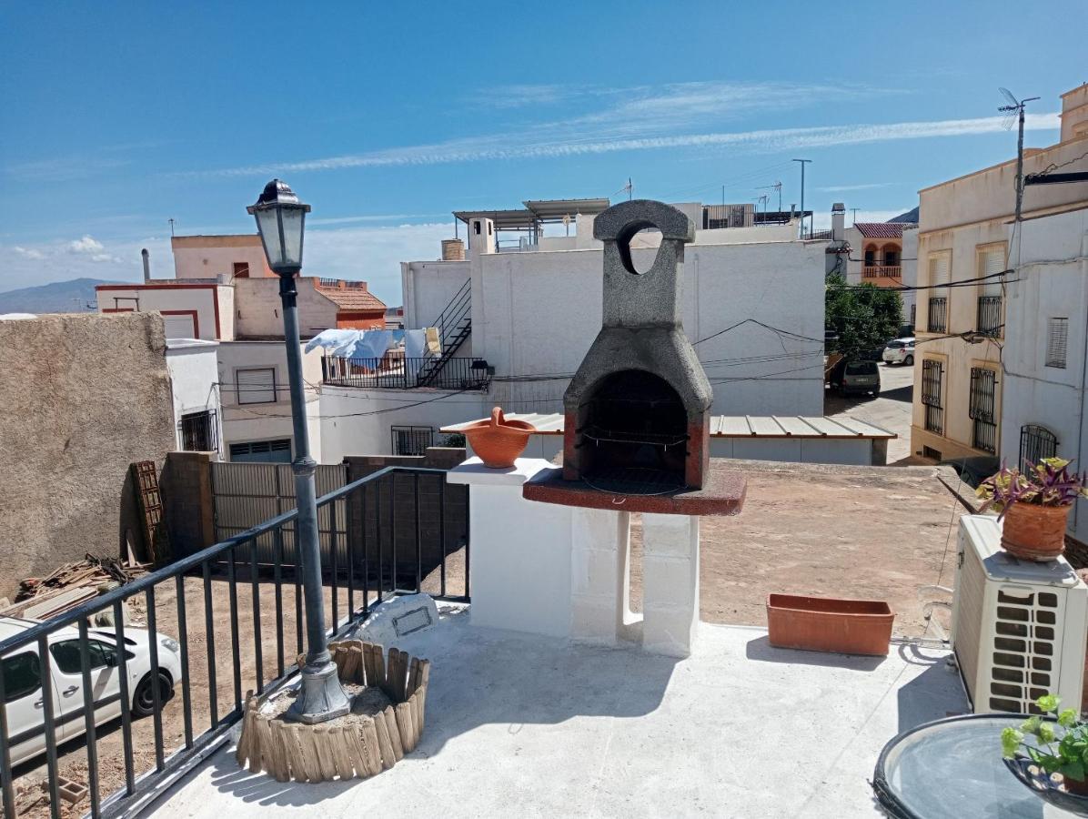 Villa Charming House In Illar With Mountain View And Balcony Exterior foto