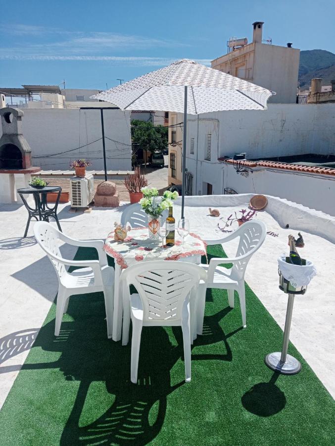 Villa Charming House In Illar With Mountain View And Balcony Exterior foto