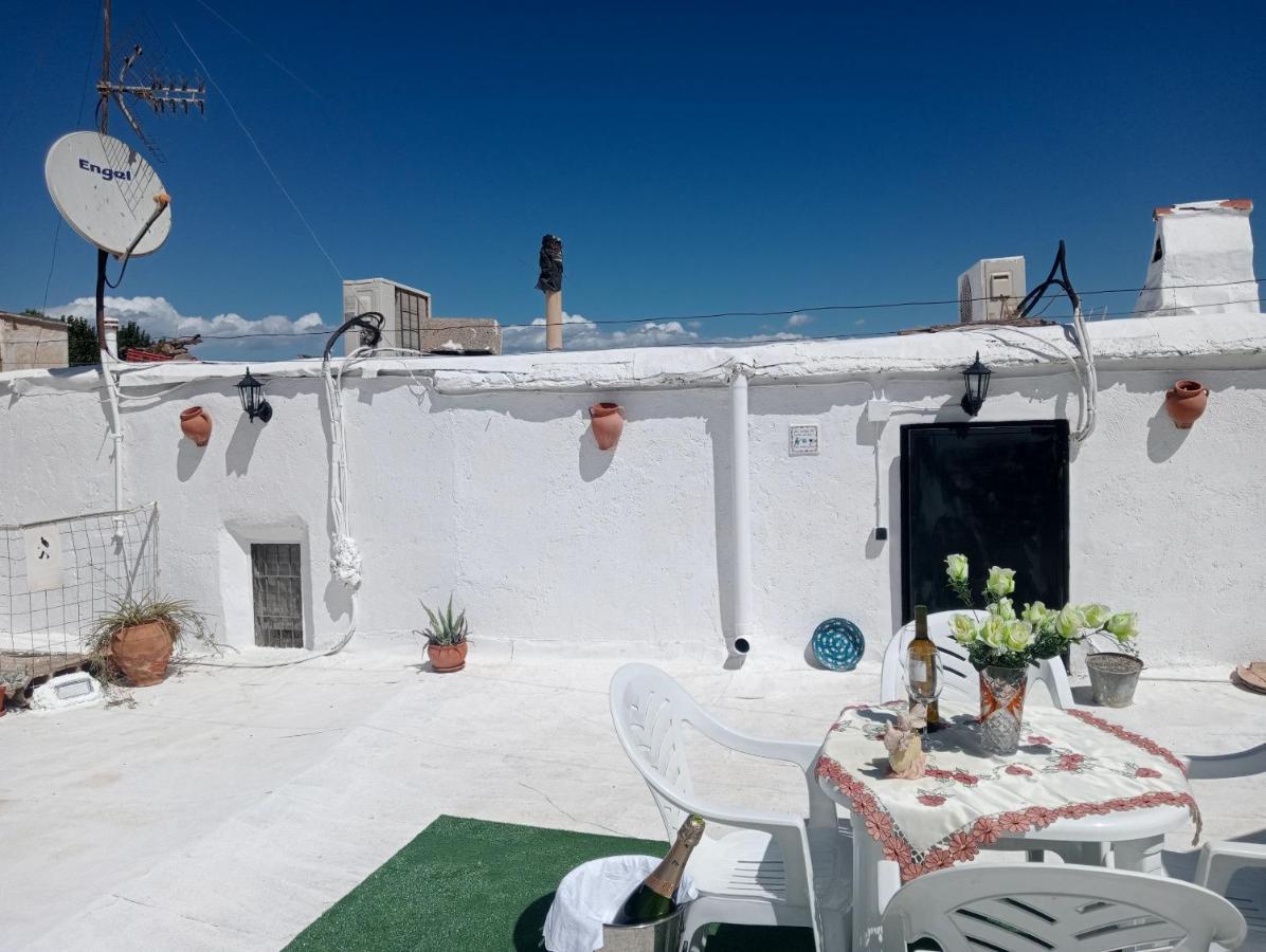 Villa Charming House In Illar With Mountain View And Balcony Exterior foto