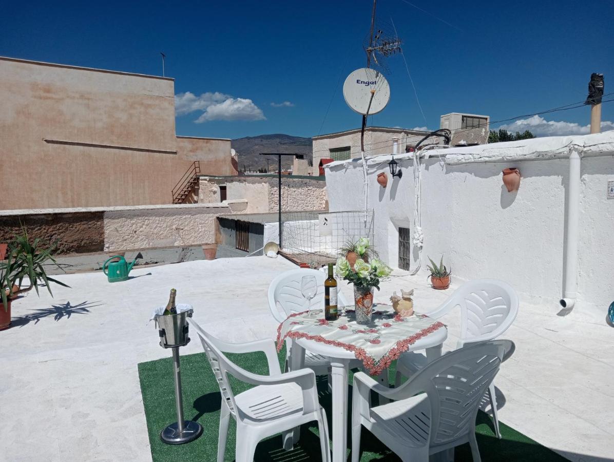 Villa Charming House In Illar With Mountain View And Balcony Exterior foto
