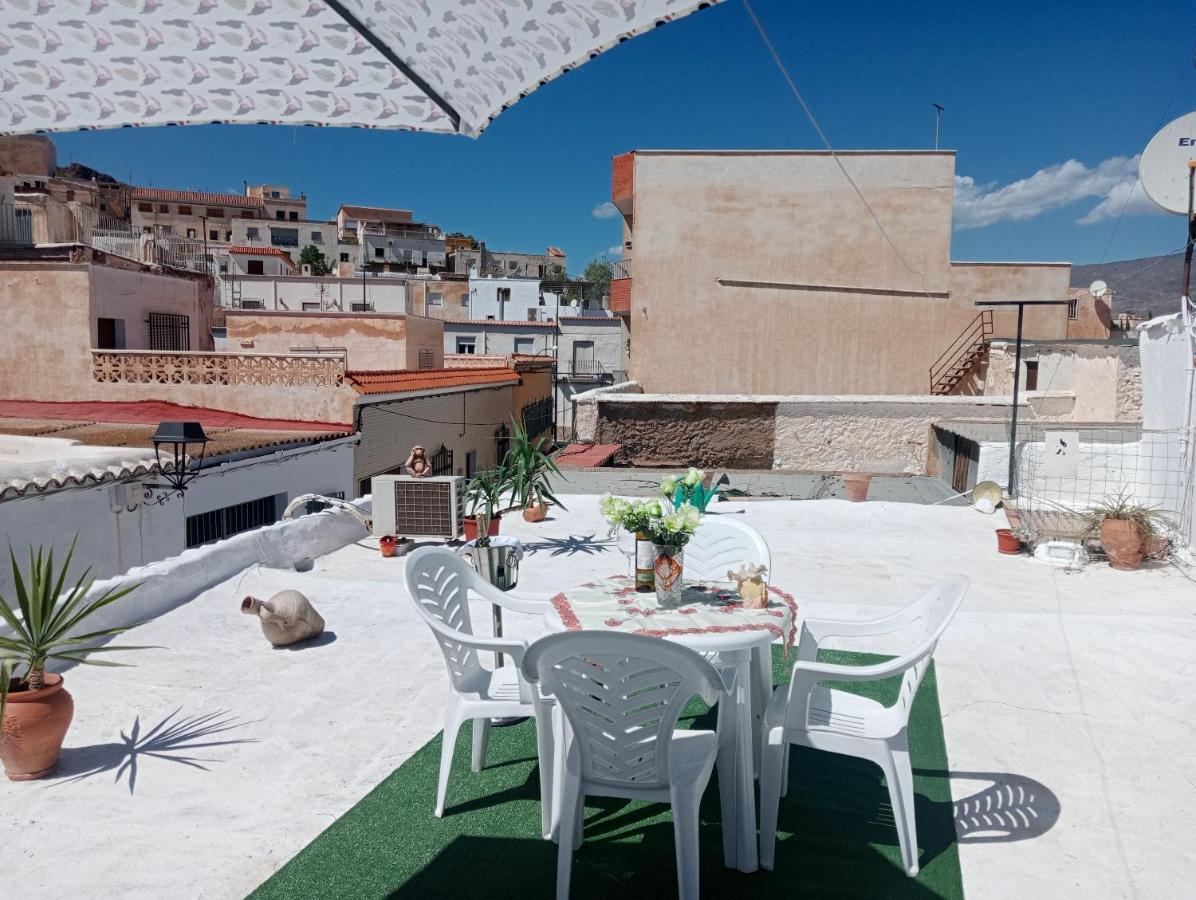 Villa Charming House In Illar With Mountain View And Balcony Exterior foto
