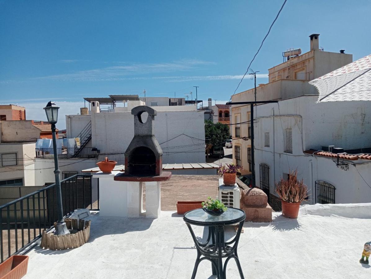 Villa Charming House In Illar With Mountain View And Balcony Exterior foto
